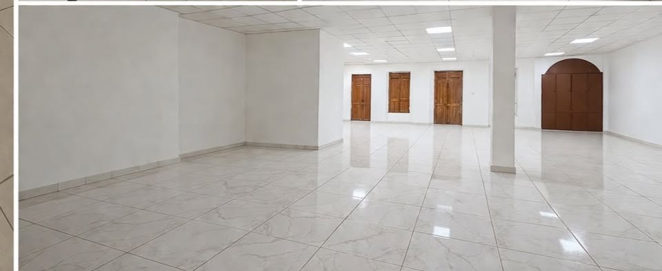 Amplio Local en Renta en el Centro de Santa Ana | Ubicación Estratégica
