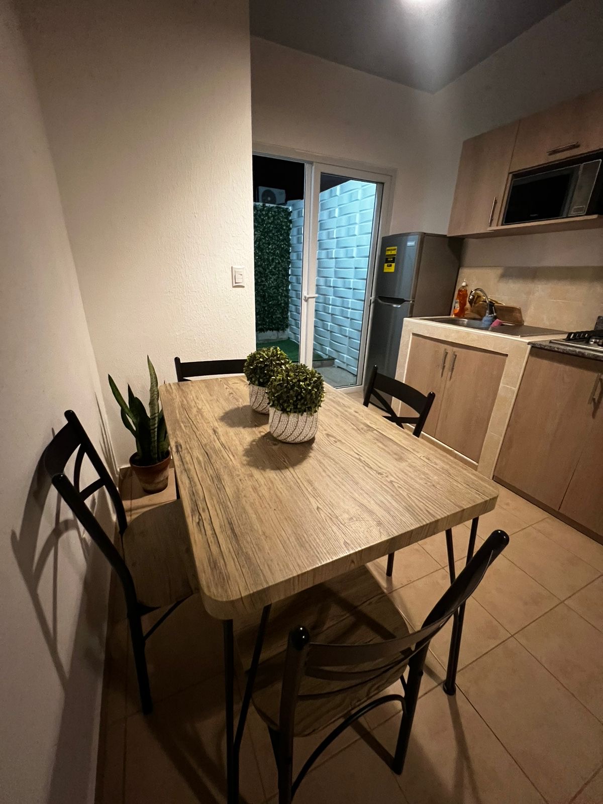 VENTA DE CASA AMUEBLADA EN ECOTERRA CLUSTER 2 SANTA ANA