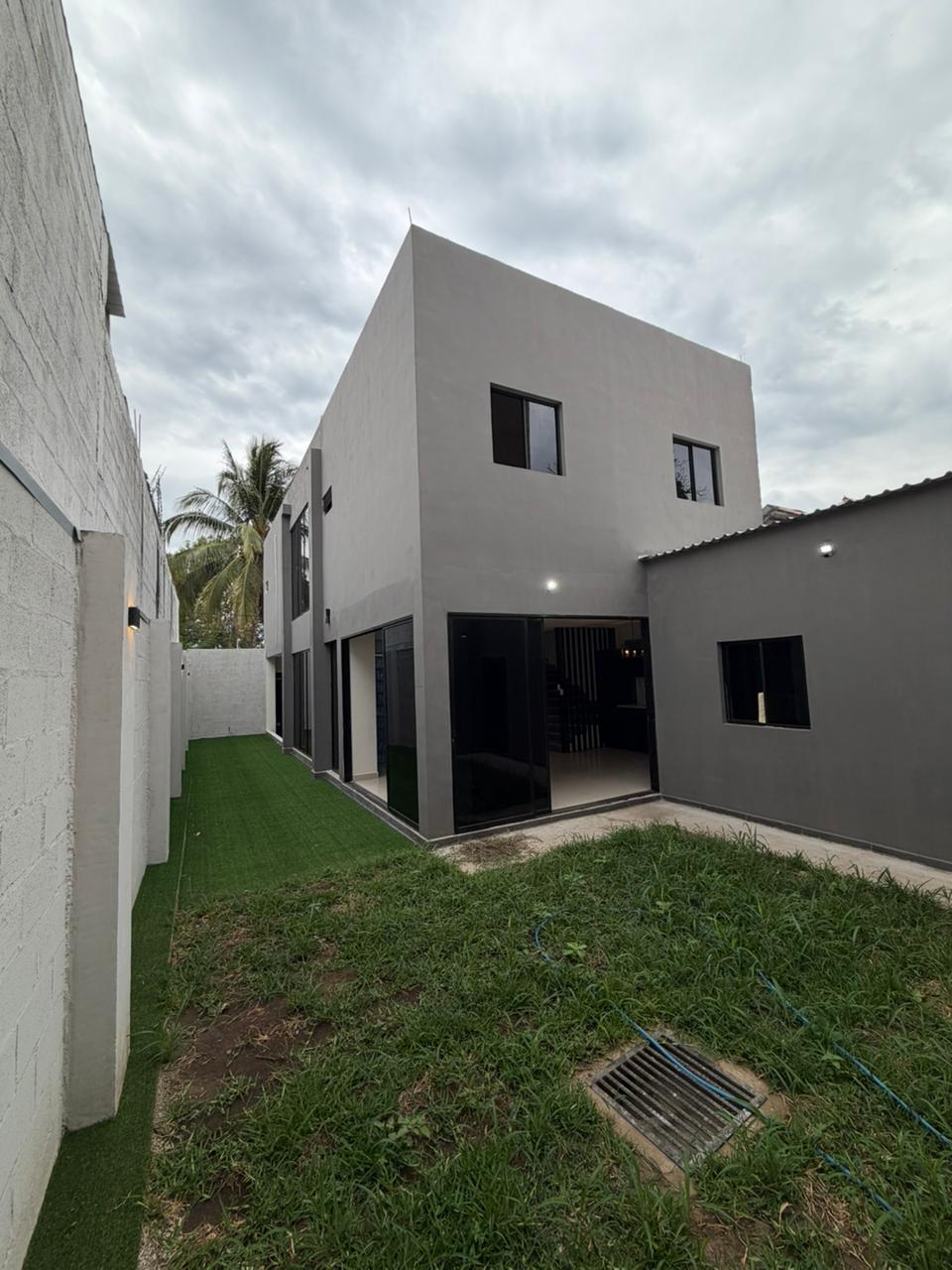 Casa en Urbanización Arizona 4 Habitaciones 2 niveles