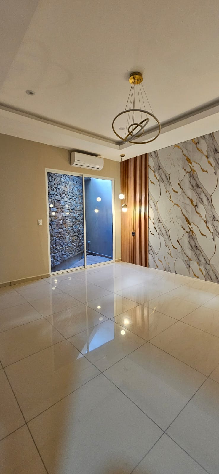 CASA EN VENTA SINAI – PRIVADO