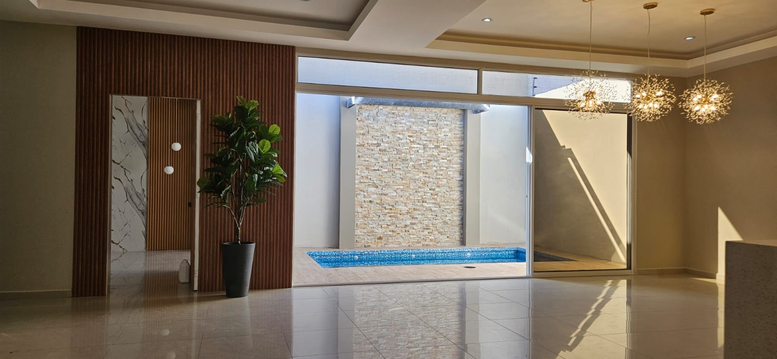 CASA EN VENTA SINAI – PRIVADO