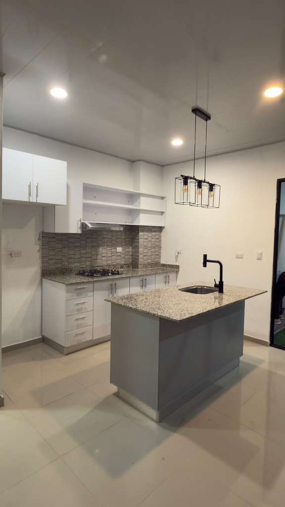CASA NUEVA DE DOS NIVELES EN VENTA EN RESIDENCIAL CIUDAD PARAÍSO