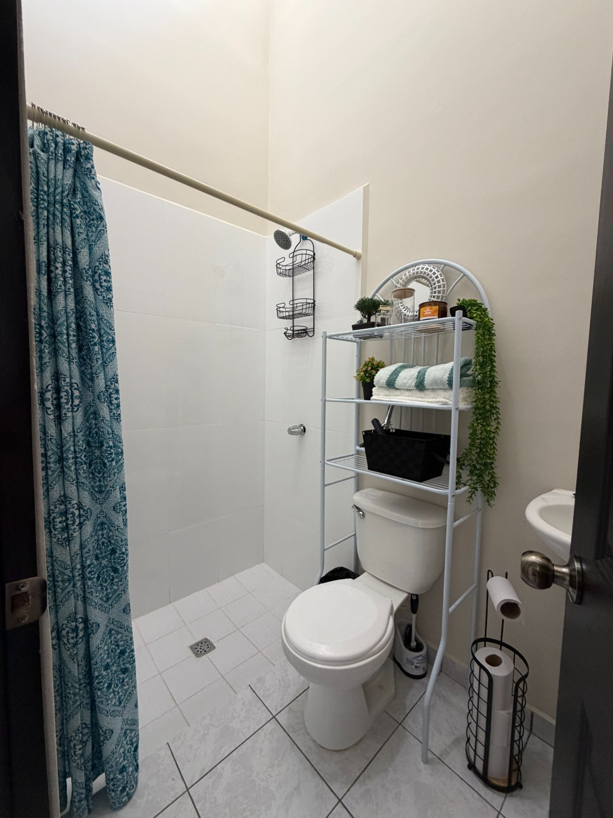 Casa Amueblada en Venta en Jardines de Metapán | Ideal para Vivir o Invertir