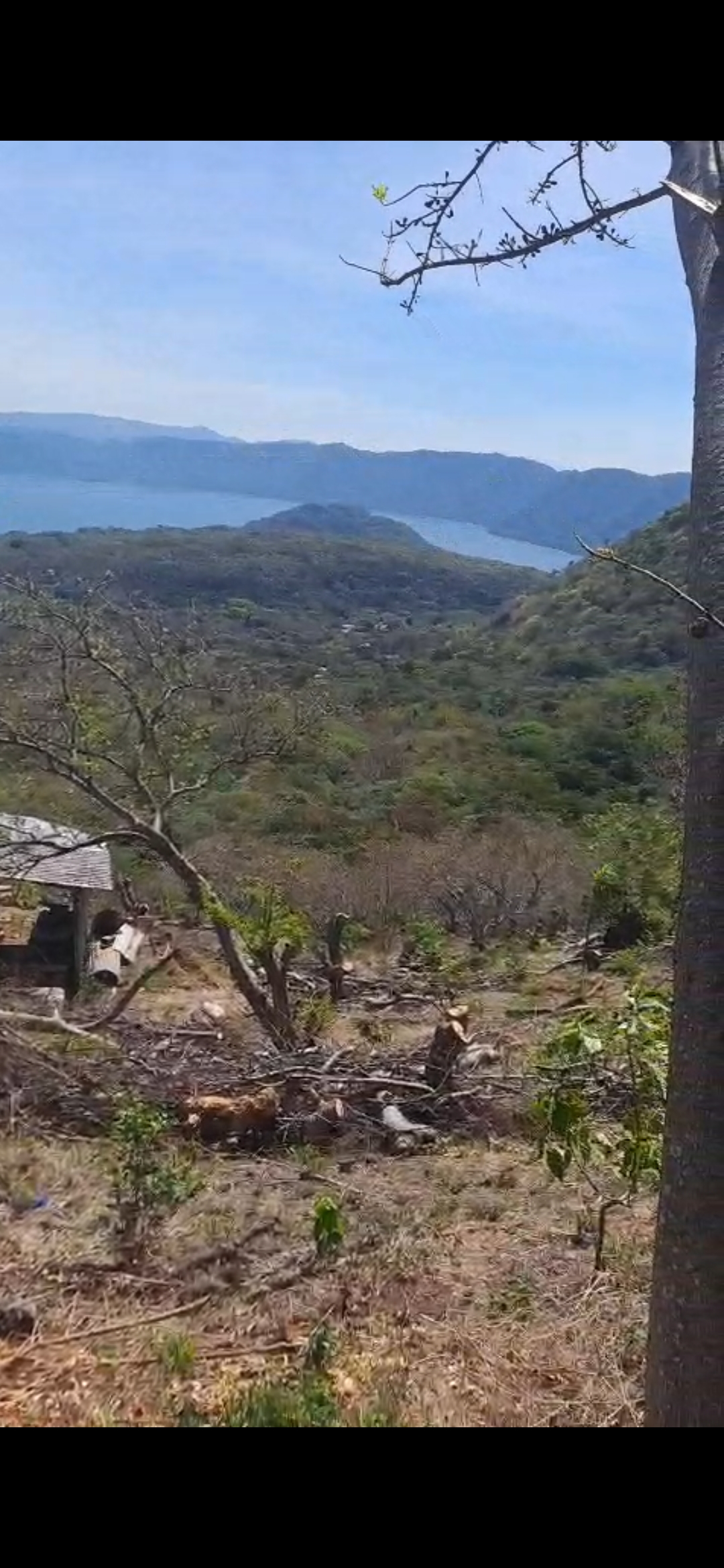 2.75 manzanas calle al cerro verde cn vista al lago de Coatepeque