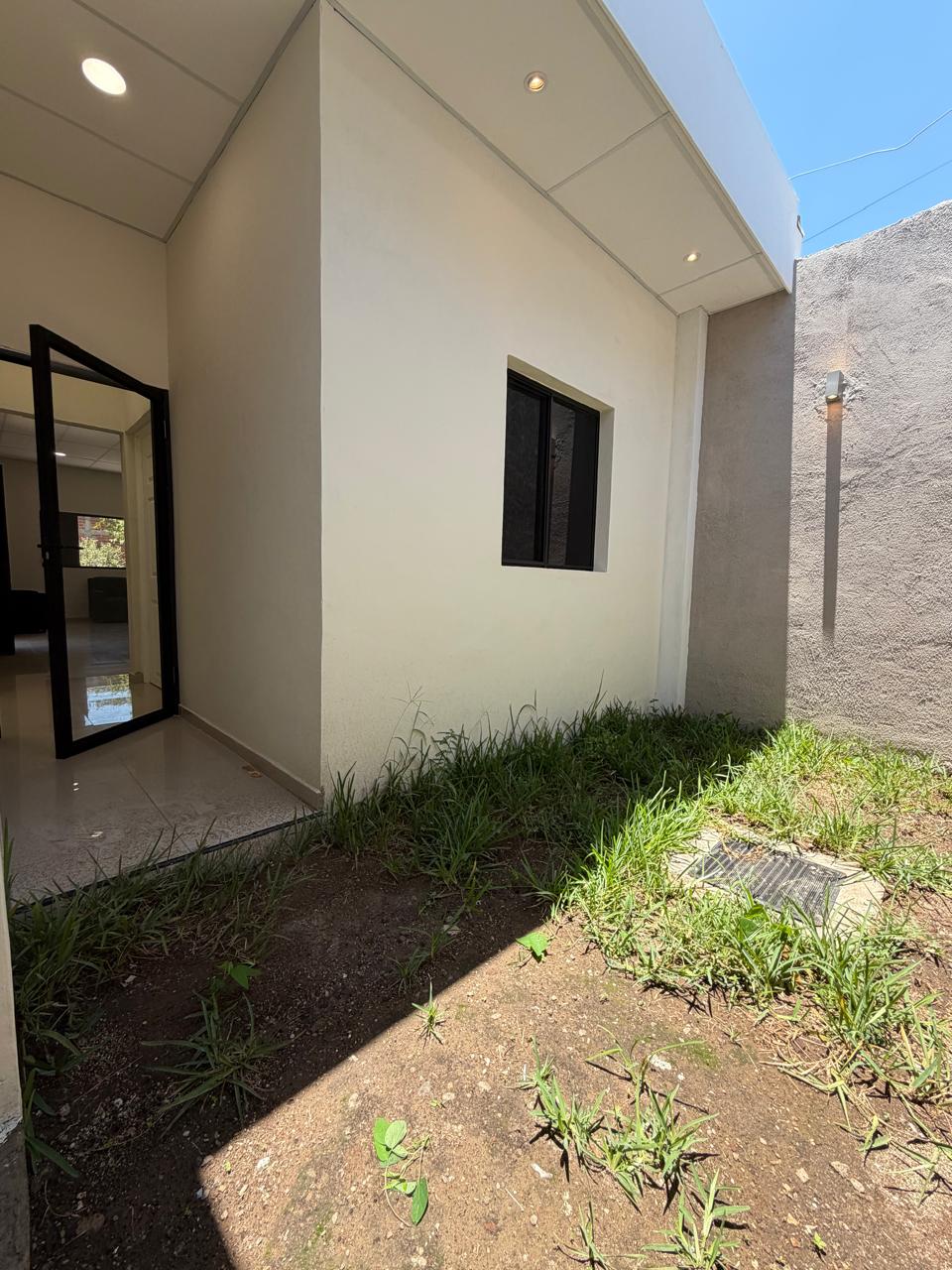 Casa Nueva en Venta en Santa Ana – Primavera
