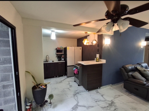 MODERNA Y ELEGANTE CASA EN VENTA,BELLA SANTA ANA