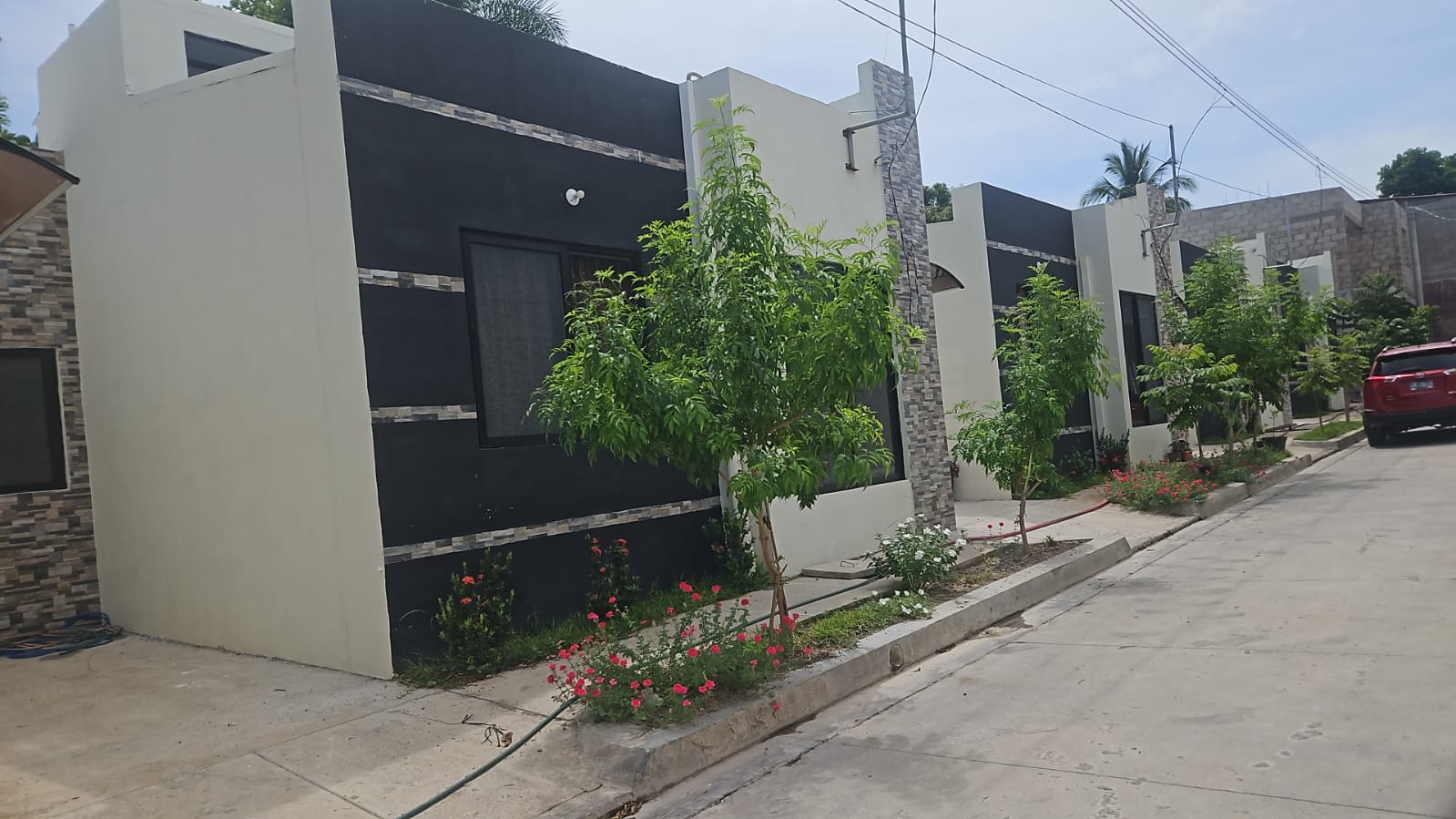 Casa de 3 Habitaciones en Venta en Villa Anturias, Santa Ana