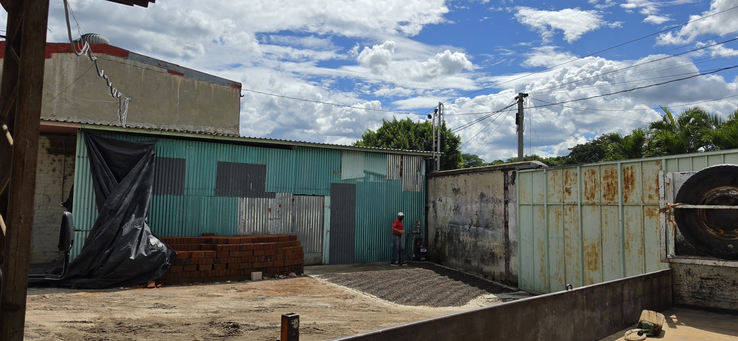 Propiedad Comercial con Gasolinera en Venta en El Congo, Santa Ana | 1,613 m²