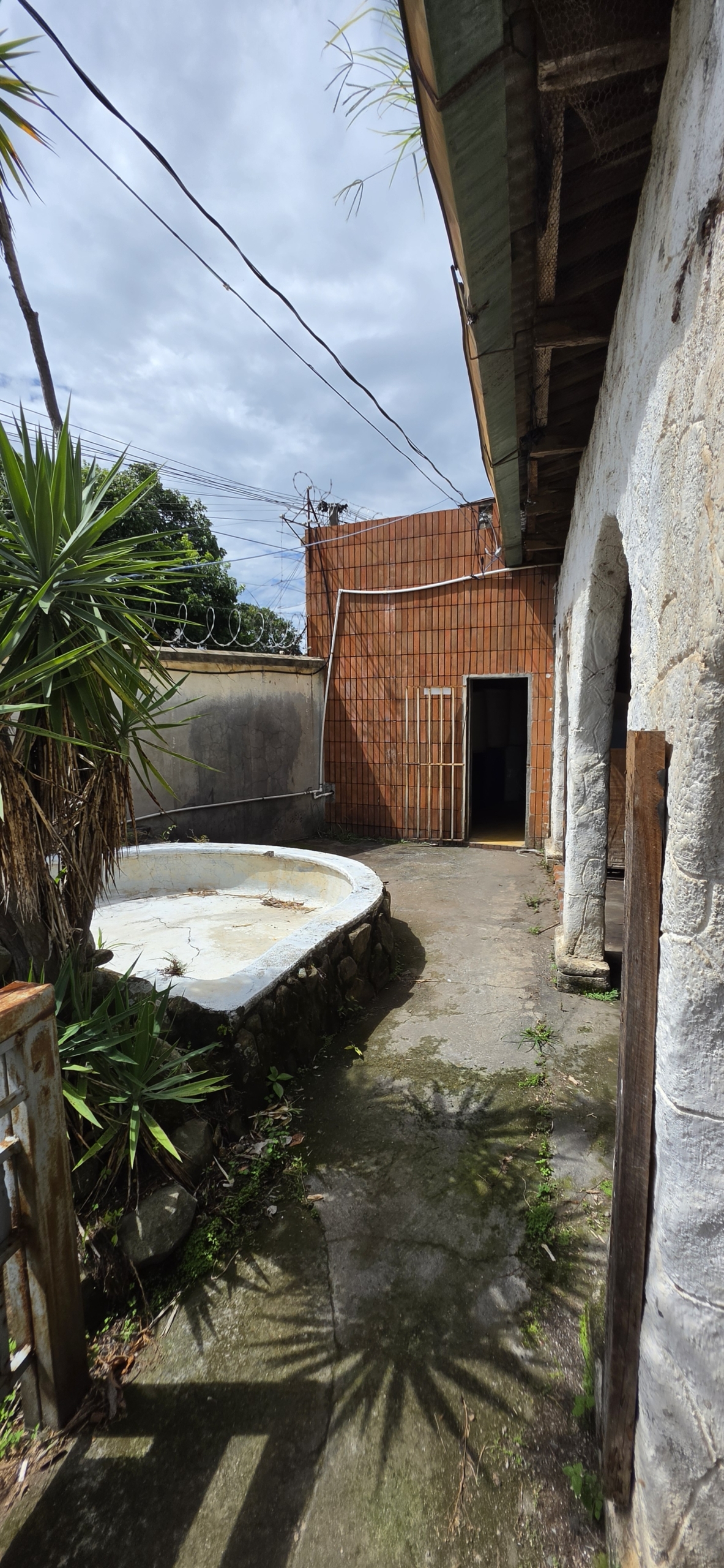 Propiedad Comercial con Gasolinera en Venta en El Congo, Santa Ana | 1,613 m²