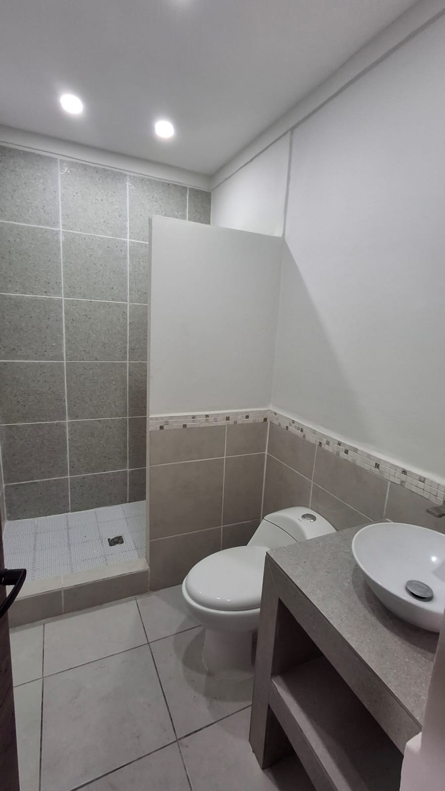 Casa en Venta en Apaneca – Sobre la carretera principal