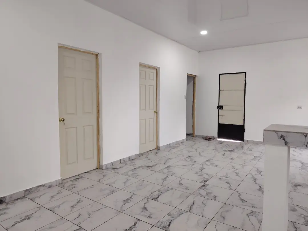 Casa Nueva en Venta en Santa Ana Colonia Cristales cerca de redondel la Ceiba